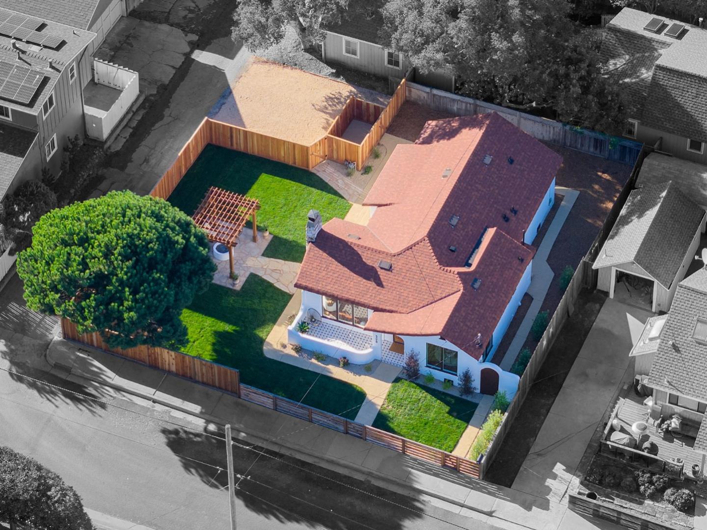 Detail Gallery Image 19 of 20 For 508 4th St, Pacific Grove,  CA 93950 - 2 Beds | 2 Baths