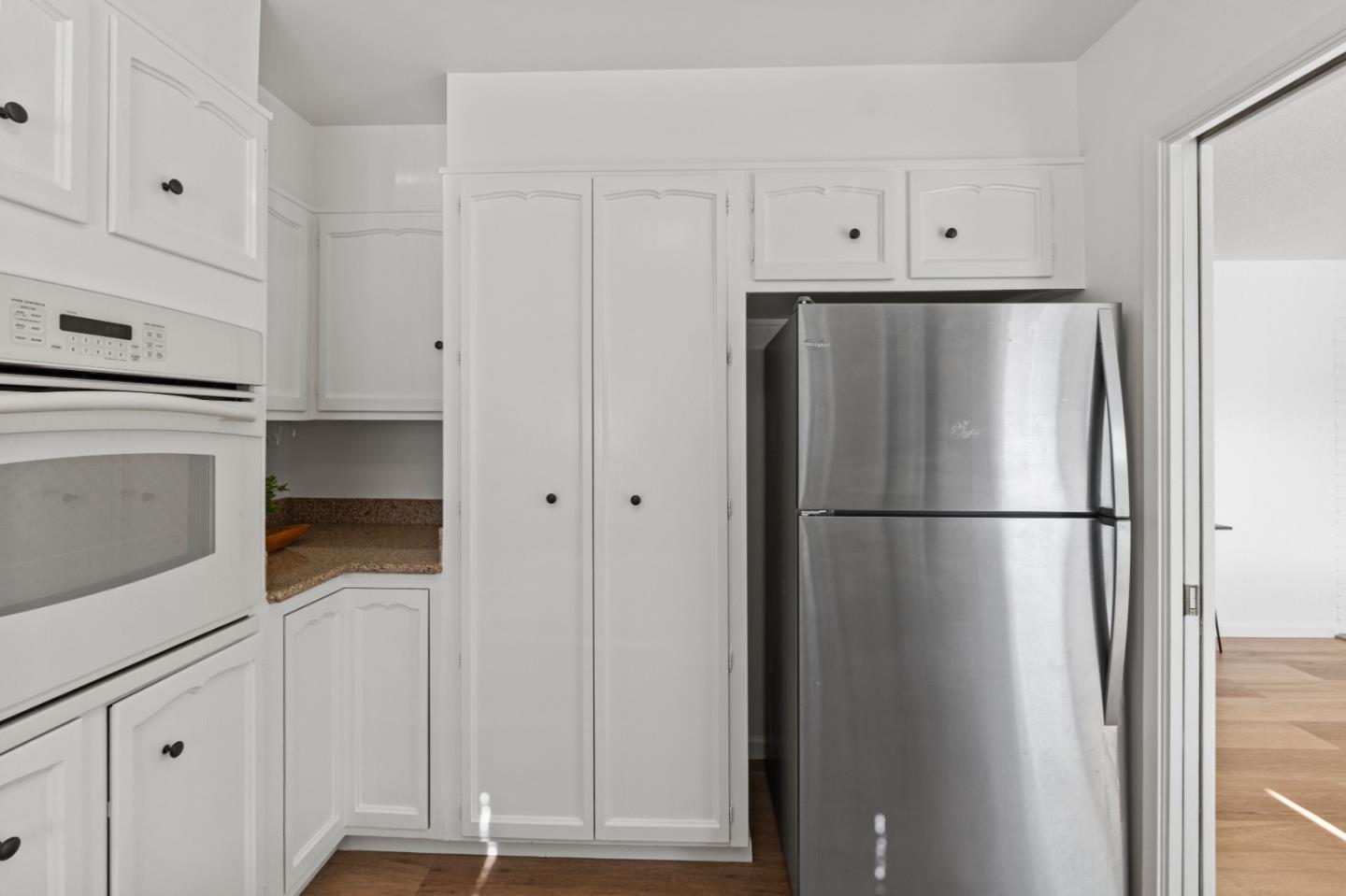 Detail Gallery Image 13 of 33 For 212 Del Mesa Carmel, Carmel,  CA 93923 - 1 Beds | 1 Baths