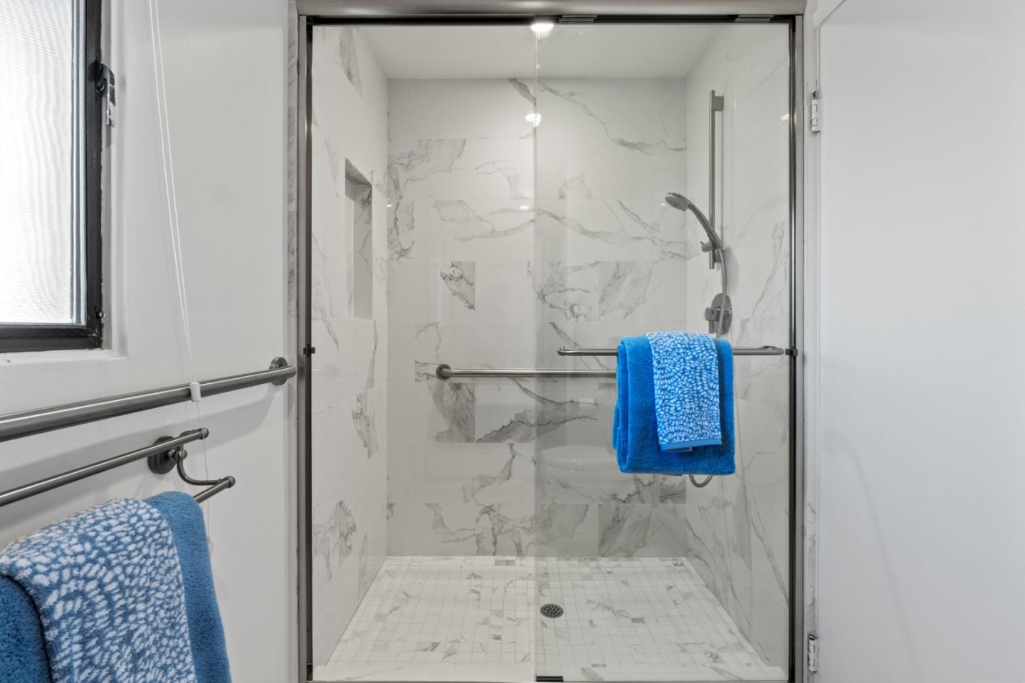 Detail Gallery Image 17 of 33 For 212 Del Mesa Carmel, Carmel,  CA 93923 - 1 Beds | 1 Baths