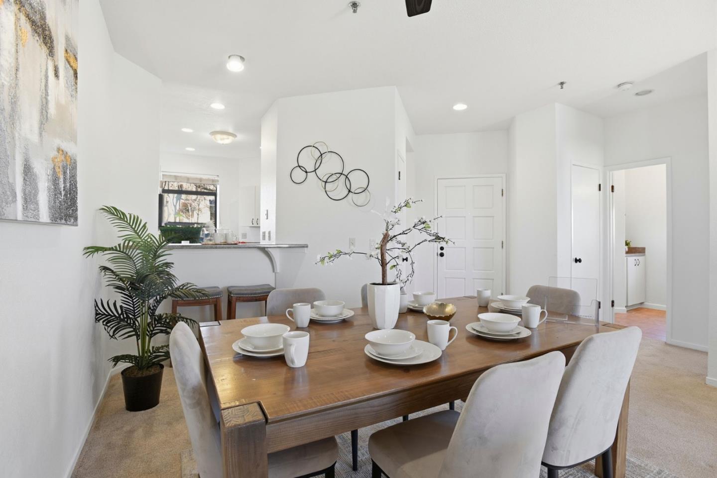 Detail Gallery Image 12 of 38 For 139 Shorebird Cir, Redwood City,  CA 94065 - 1 Beds | 1 Baths