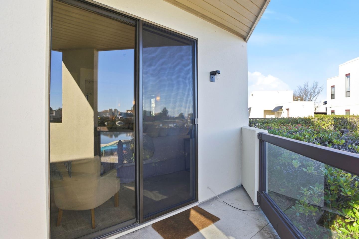 Detail Gallery Image 24 of 38 For 139 Shorebird Cir, Redwood City,  CA 94065 - 1 Beds | 1 Baths