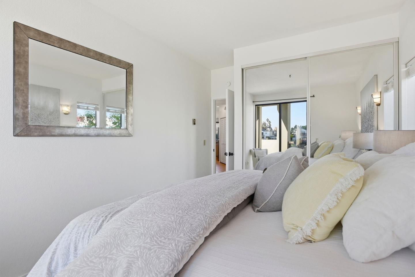 Detail Gallery Image 29 of 38 For 139 Shorebird Cir, Redwood City,  CA 94065 - 1 Beds | 1 Baths