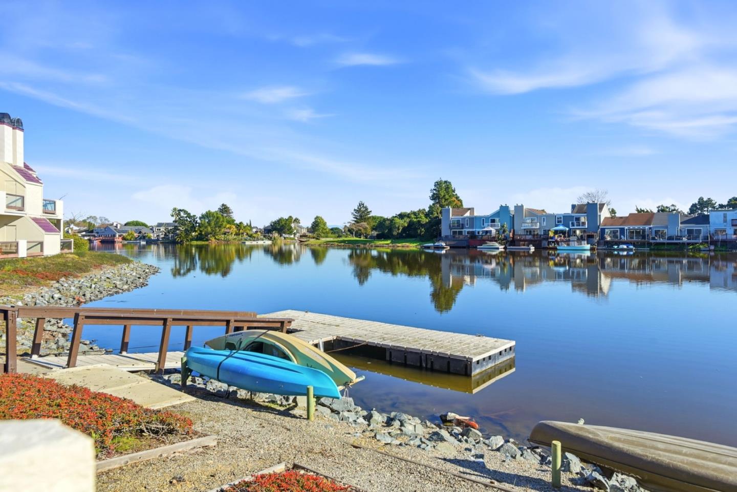 Detail Gallery Image 33 of 38 For 139 Shorebird Cir, Redwood City,  CA 94065 - 1 Beds | 1 Baths