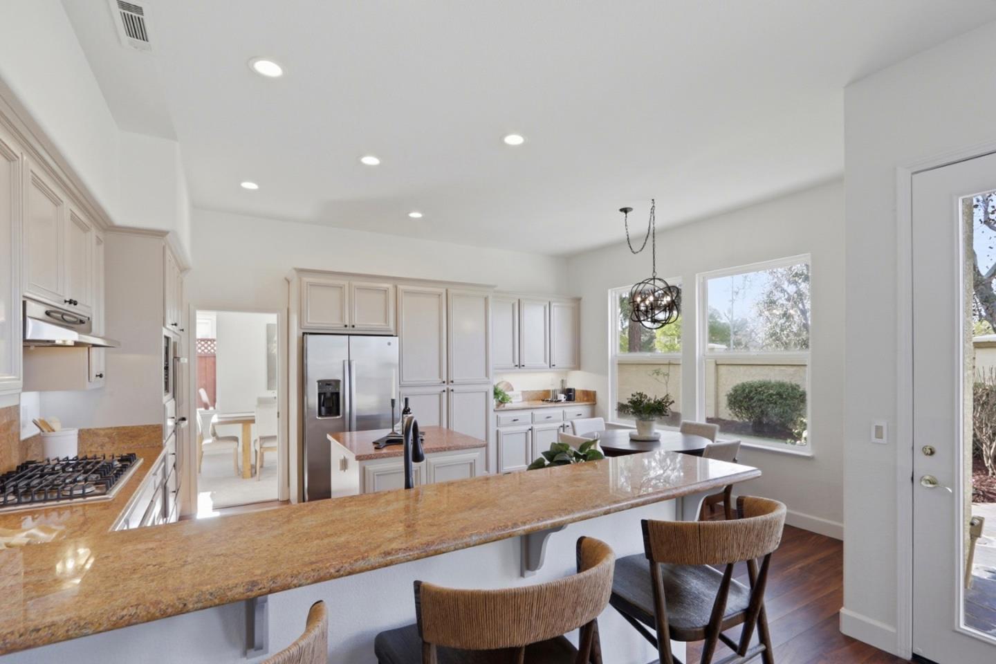 Detail Gallery Image 20 of 73 For 18431 Carmelo Ct, Morgan Hill,  CA 95037 - 5 Beds | 3 Baths