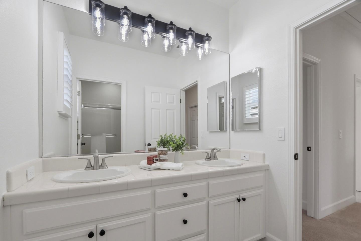 Detail Gallery Image 49 of 73 For 18431 Carmelo Ct, Morgan Hill,  CA 95037 - 5 Beds | 3 Baths