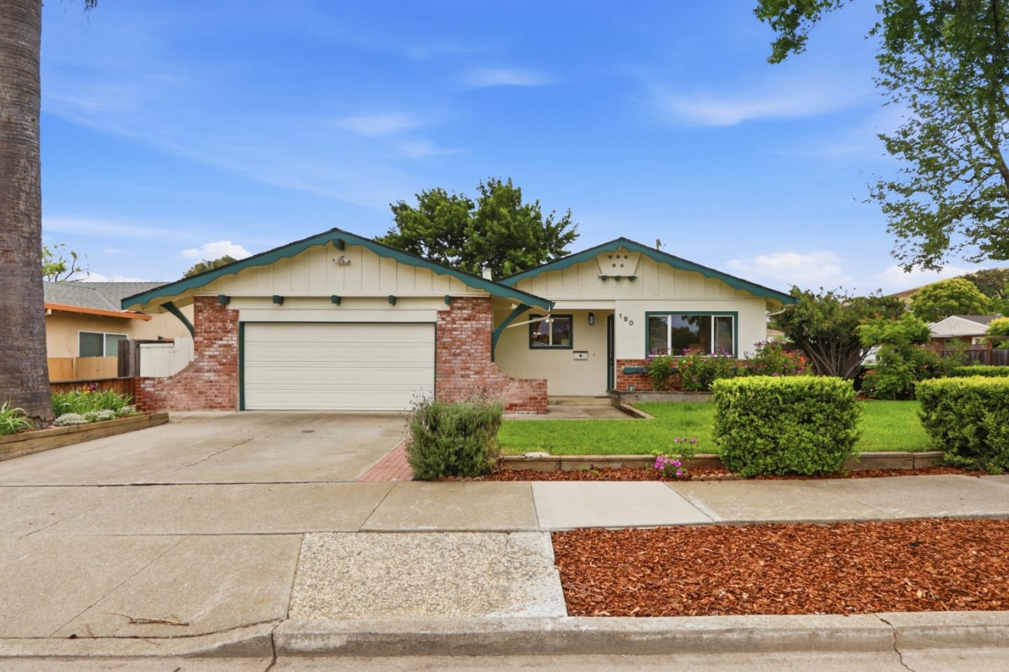 Front Image Thumbnail for ML82032004