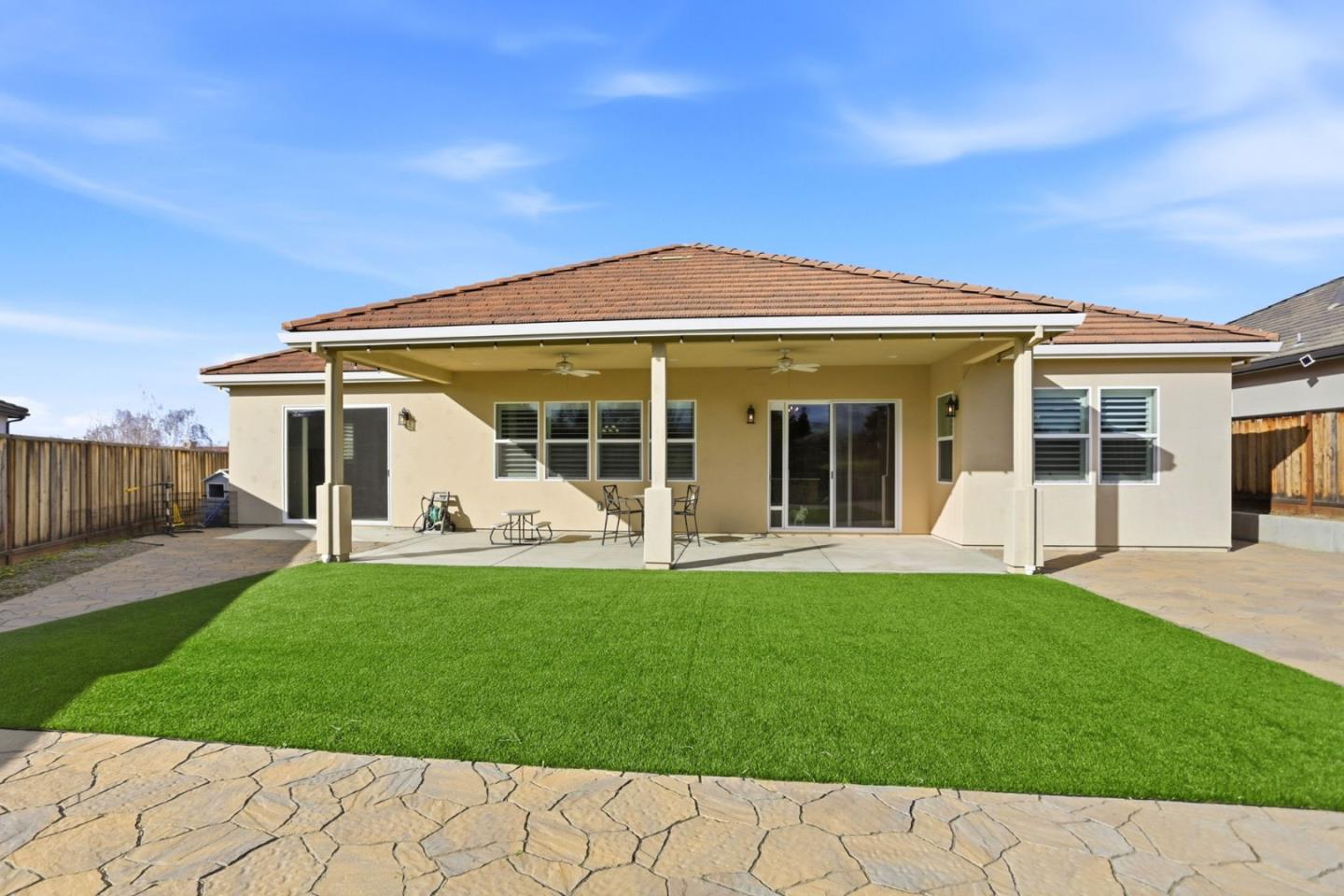 Detail Gallery Image 35 of 37 For 65 Ralphs Way, Hollister,  CA 95023 - 4 Beds | 3 Baths