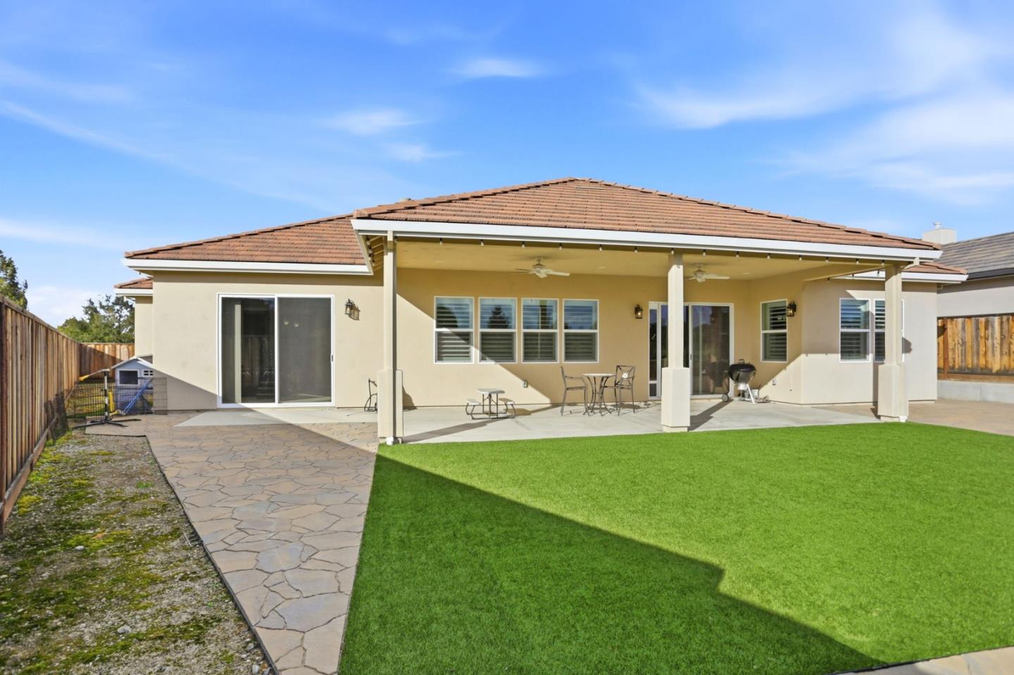 Detail Gallery Image 36 of 37 For 65 Ralphs Way, Hollister,  CA 95023 - 4 Beds | 3 Baths