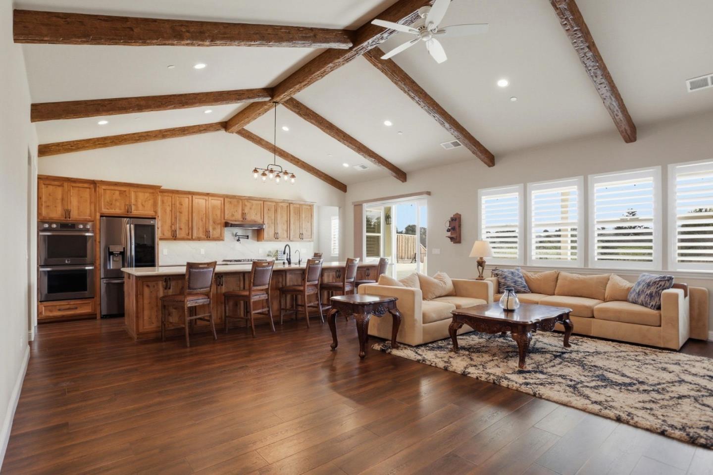 Detail Gallery Image 9 of 37 For 65 Ralphs Way, Hollister,  CA 95023 - 4 Beds | 3 Baths