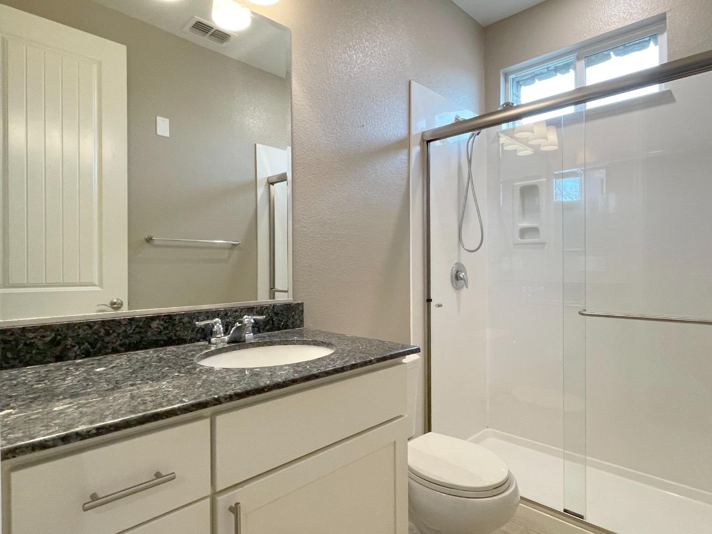 Detail Gallery Image 8 of 16 For 711 Garden St, Milpitas,  CA 95035 - 3 Beds | 3/1 Baths