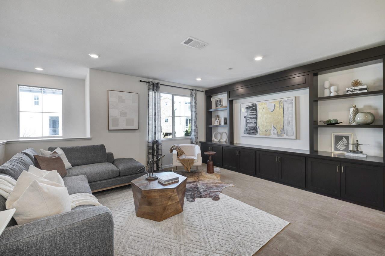 Photo #3: ML82032010 Listing: Photo #3