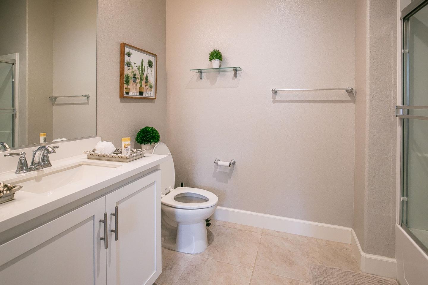 Detail Gallery Image 12 of 18 For 38950 Dandelion Pl, Newark,  CA 94560 - 3 Beds | 3/1 Baths