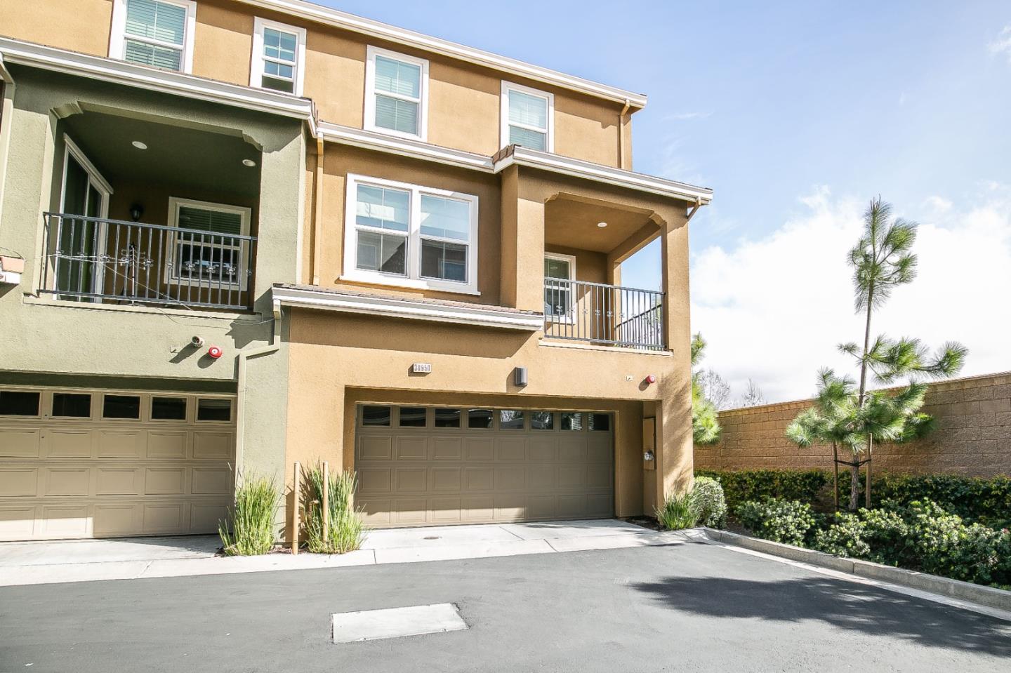 Detail Gallery Image 16 of 18 For 38950 Dandelion Pl, Newark,  CA 94560 - 3 Beds | 3/1 Baths