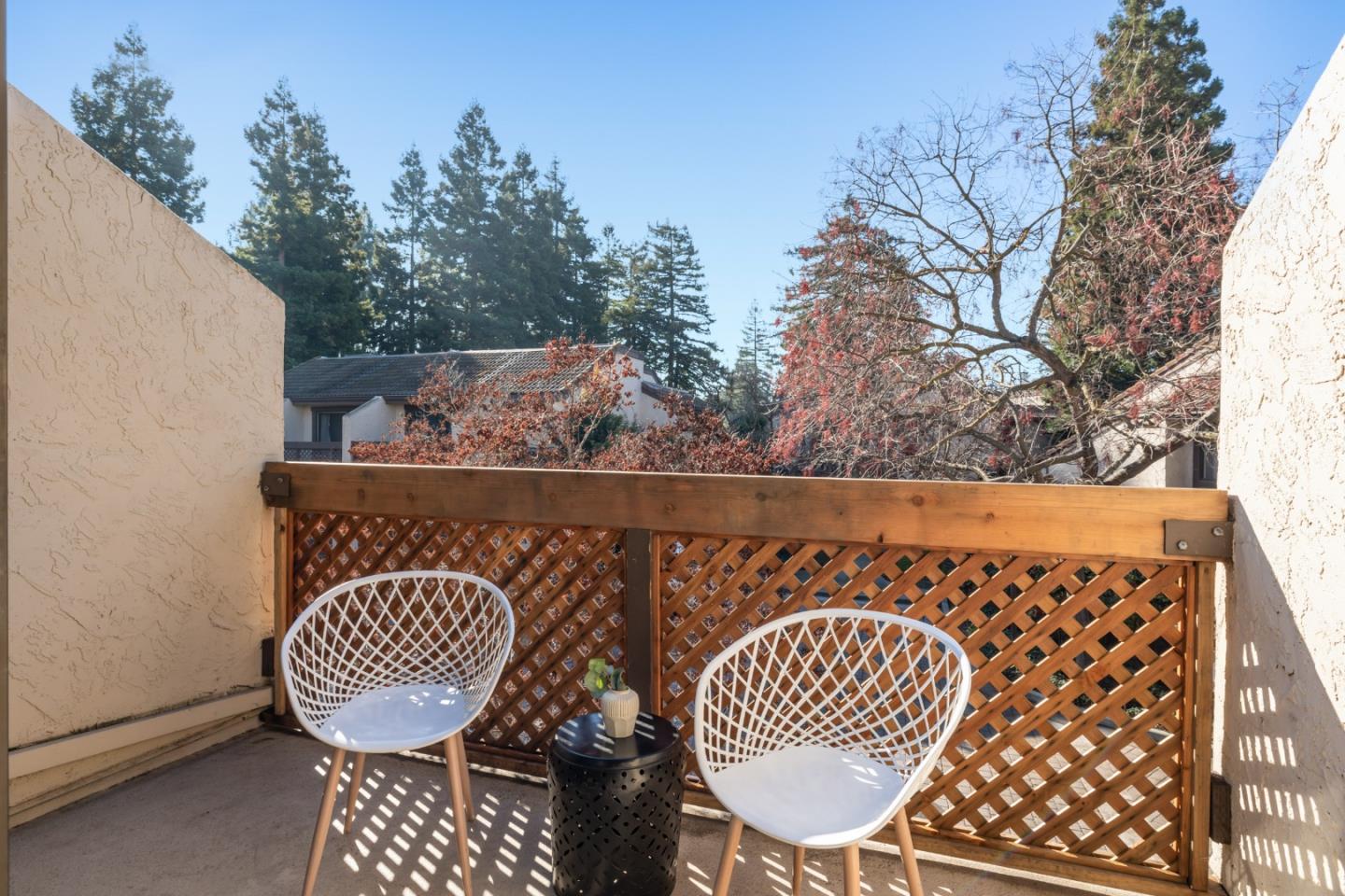 Detail Gallery Image 16 of 31 For 1467 Tyler Park Way, Mountain View,  CA 94040 - 3 Beds | 2/1 Baths