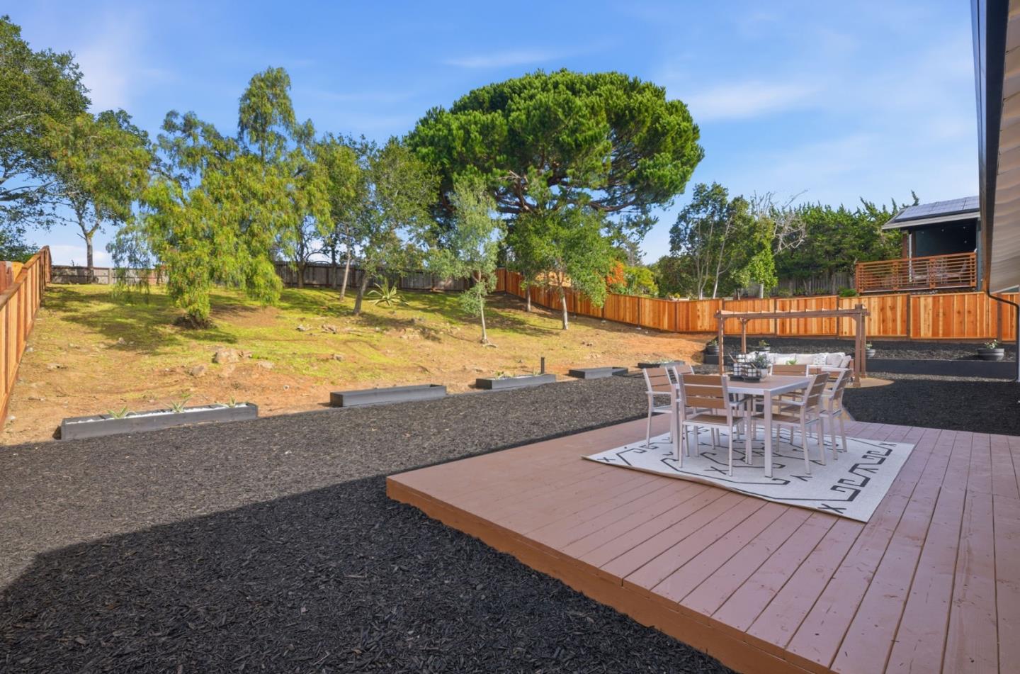 Detail Gallery Image 26 of 43 For 2478 Oakes Dr, Hayward,  CA 94542 - 3 Beds | 2 Baths