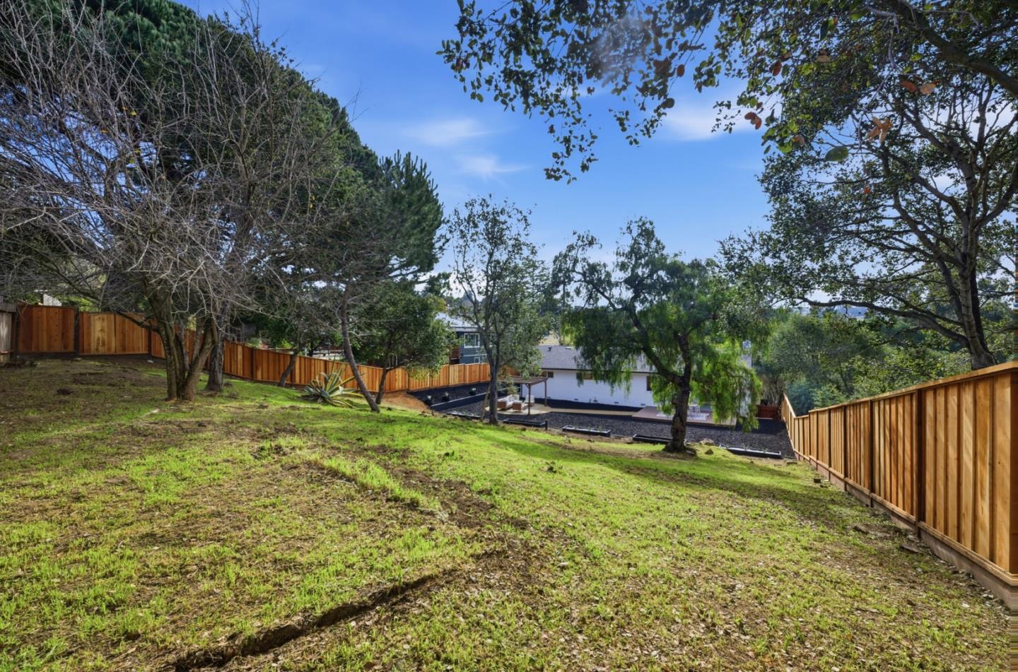 Detail Gallery Image 36 of 43 For 2478 Oakes Dr, Hayward,  CA 94542 - 3 Beds | 2 Baths