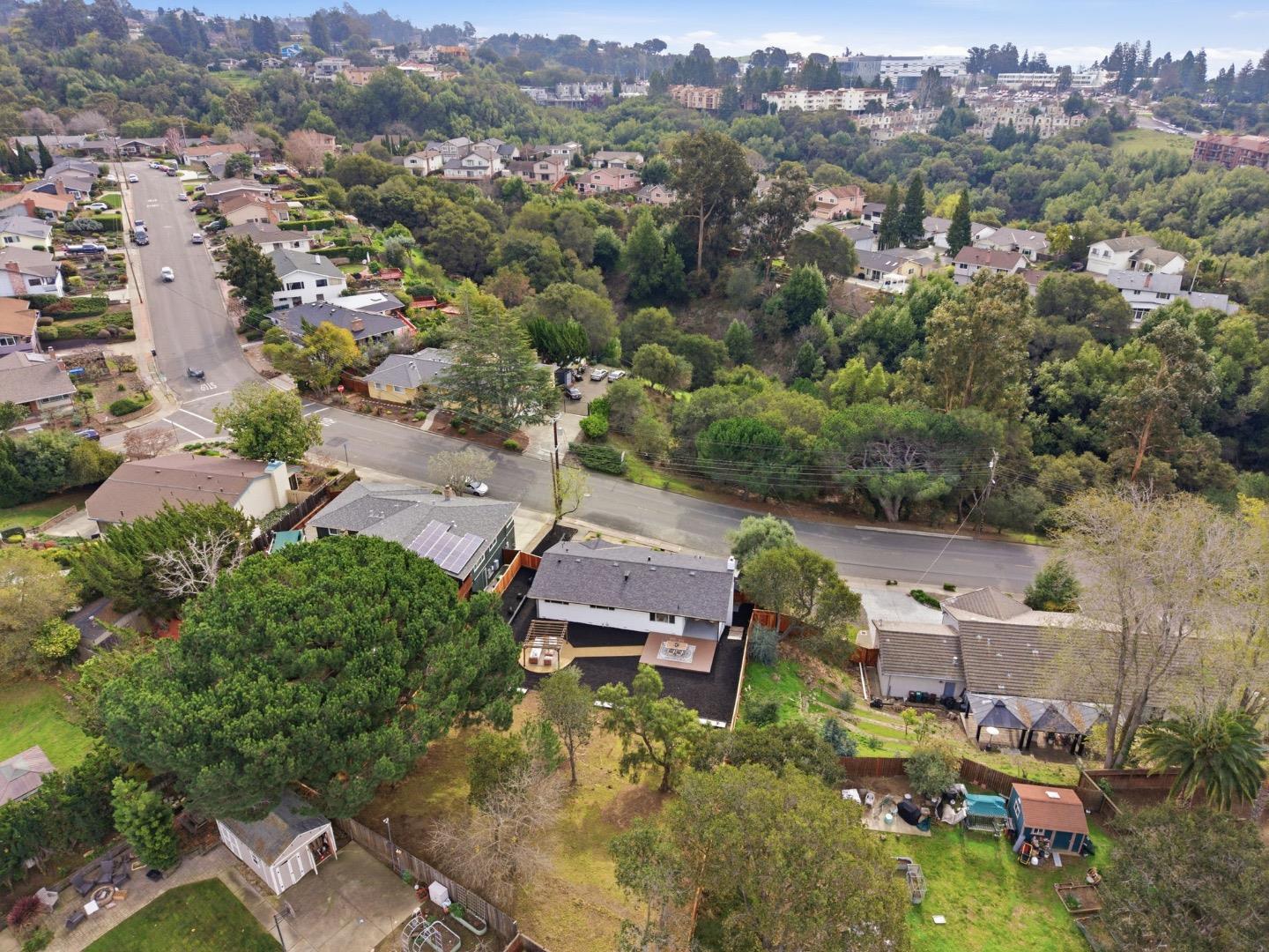 Detail Gallery Image 38 of 43 For 2478 Oakes Dr, Hayward,  CA 94542 - 3 Beds | 2 Baths