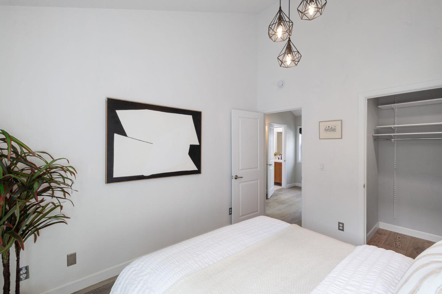 Photo #23: ML82032017 Listing: Photo #23