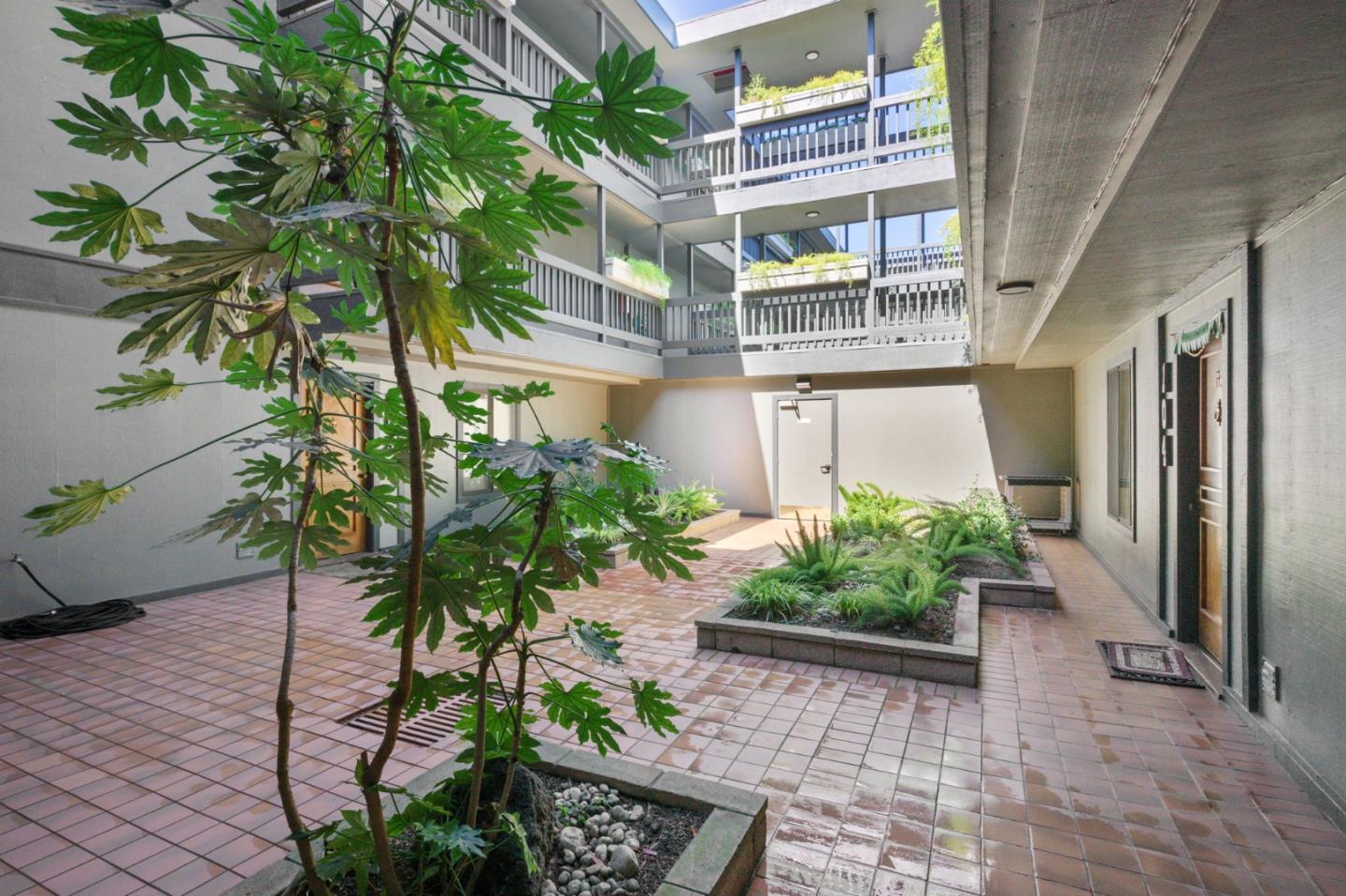 Photo #8: ML82032020 Listing: Photo #8