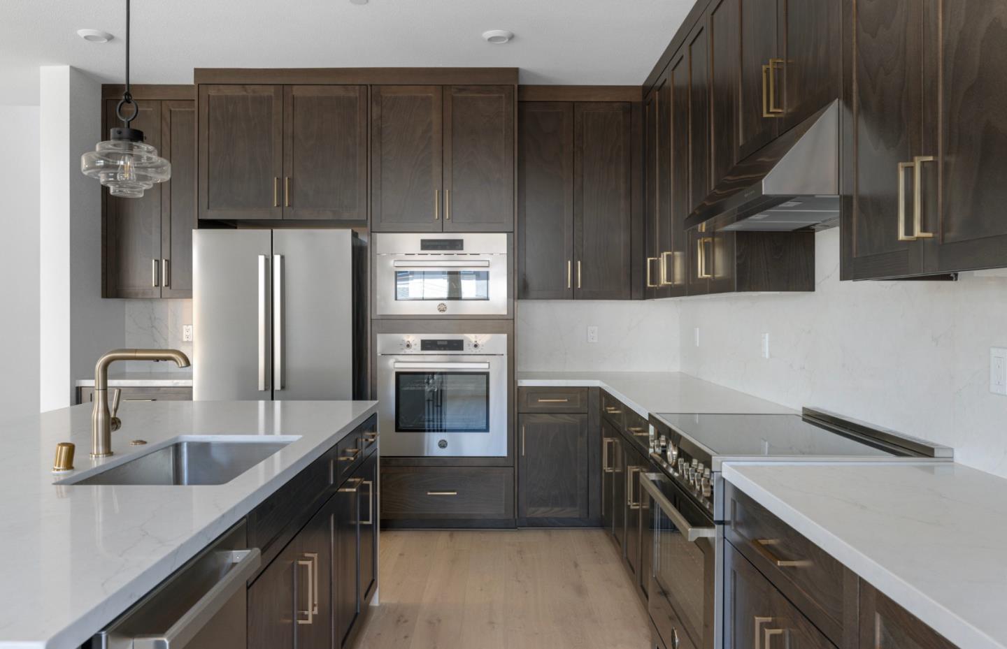 Detail Gallery Image 10 of 22 For 7384 Ailes Ct, Gilroy,  CA 95020 - 5 Beds | 4/1 Baths