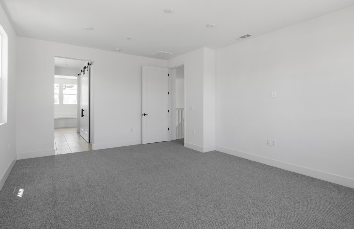 Detail Gallery Image 14 of 22 For 7384 Ailes Ct, Gilroy,  CA 95020 - 5 Beds | 4/1 Baths