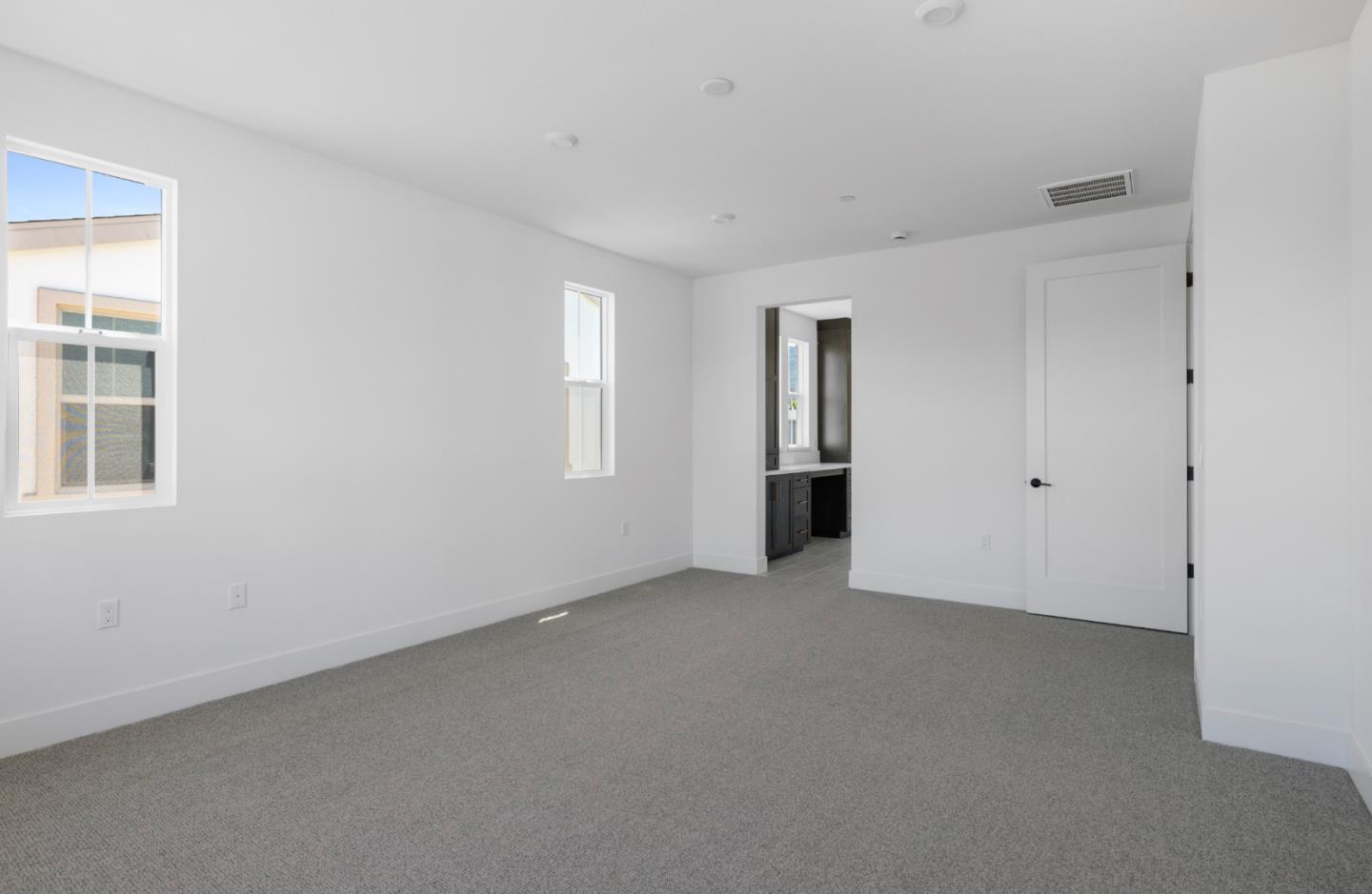 Detail Gallery Image 15 of 22 For 7384 Ailes Ct, Gilroy,  CA 95020 - 5 Beds | 4/1 Baths