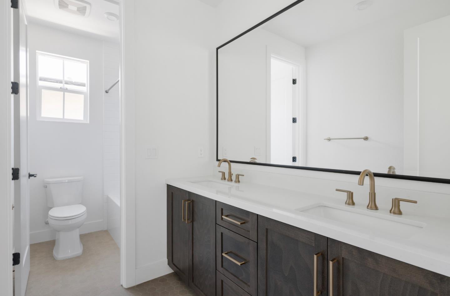 Detail Gallery Image 21 of 22 For 7384 Ailes Ct, Gilroy,  CA 95020 - 5 Beds | 4/1 Baths