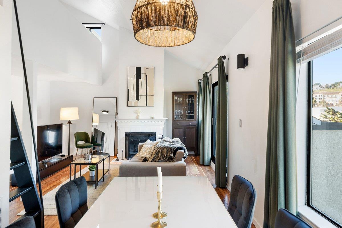 Detail Gallery Image 14 of 36 For 1 Appian Way #713-8,  South San Francisco,  CA 94080 - 2 Beds | 1/1 Baths