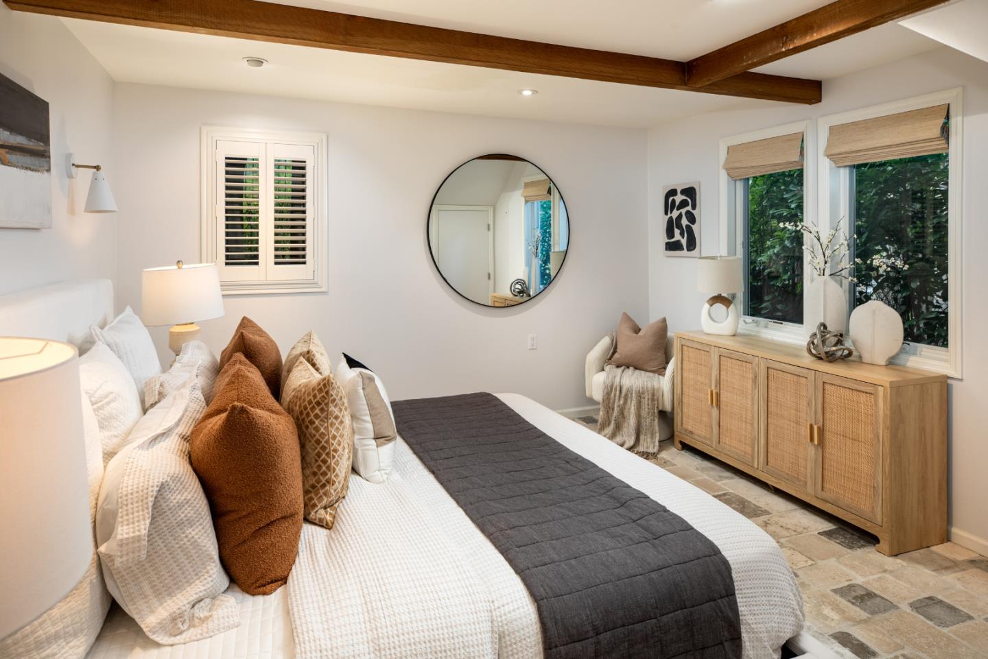 Detail Gallery Image 16 of 29 For 240 Glenwood Ave, Woodside,  CA 94062 - 3 Beds | 2 Baths