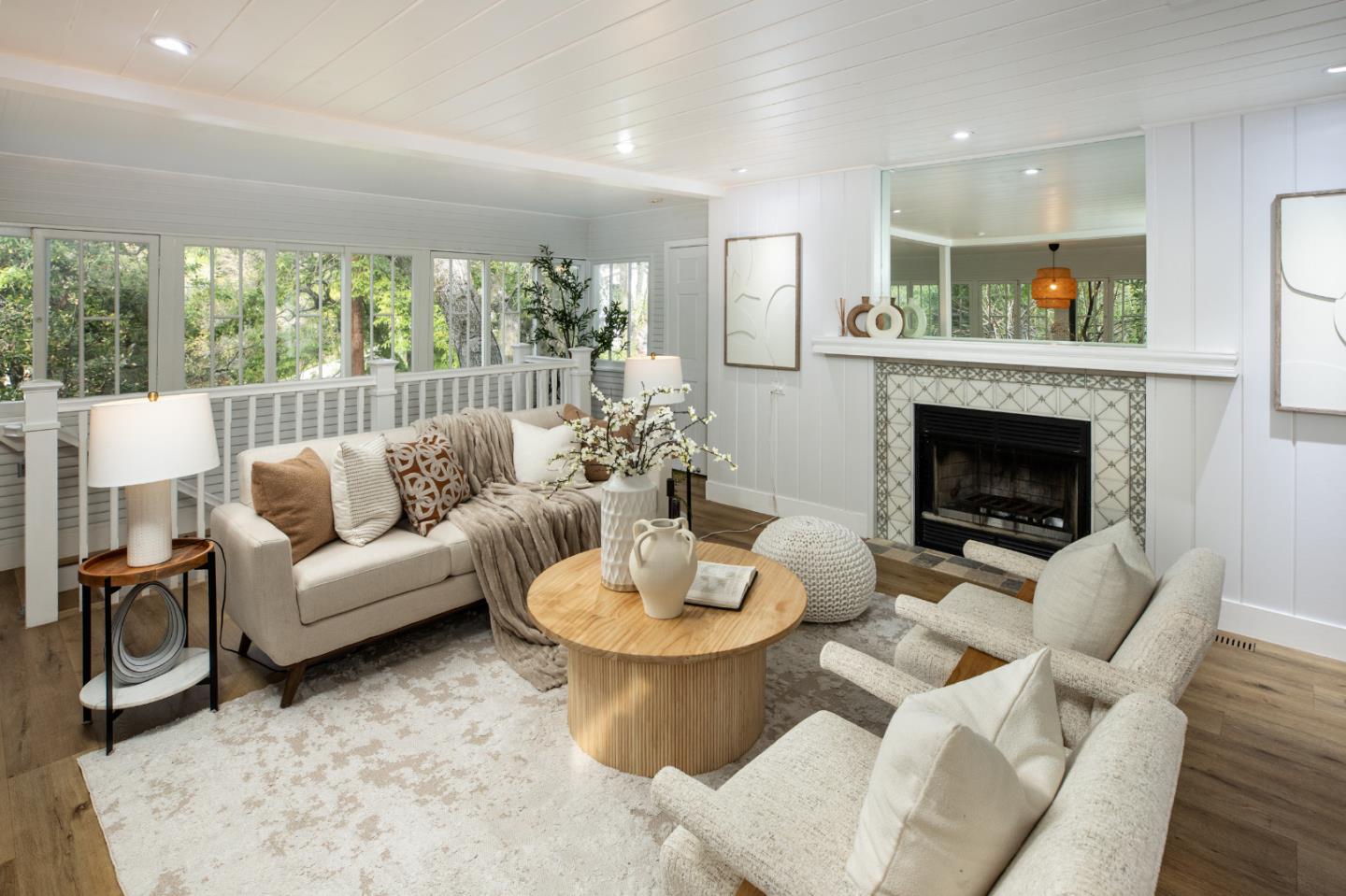 Detail Gallery Image 6 of 29 For 240 Glenwood Ave, Woodside,  CA 94062 - 3 Beds | 2 Baths