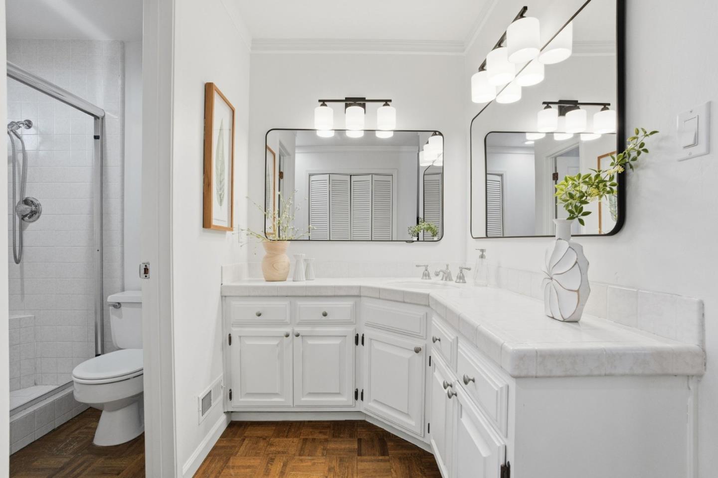 Detail Gallery Image 31 of 53 For 915 Crestview Dr, San Carlos,  CA 94070 - 4 Beds | 3 Baths