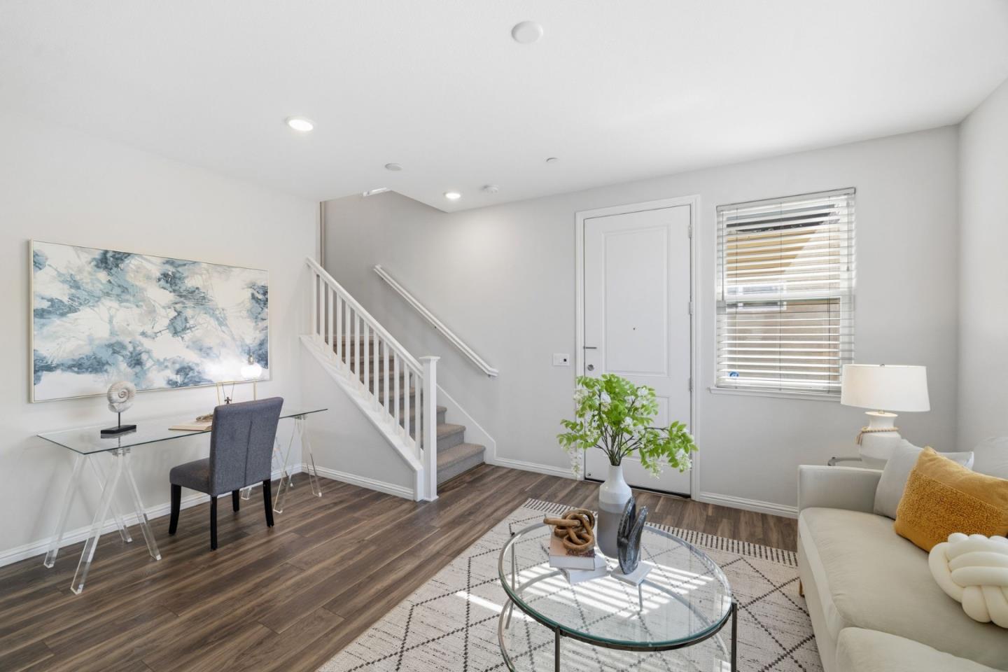 Detail Gallery Image 5 of 33 For 2420 Kita Ln, San Jose,  CA 95133 - 3 Beds | 2/1 Baths