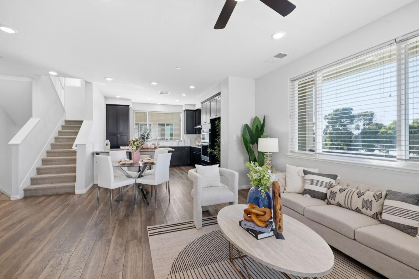 Detail Gallery Image 9 of 33 For 2420 Kita Ln, San Jose,  CA 95133 - 3 Beds | 2/1 Baths