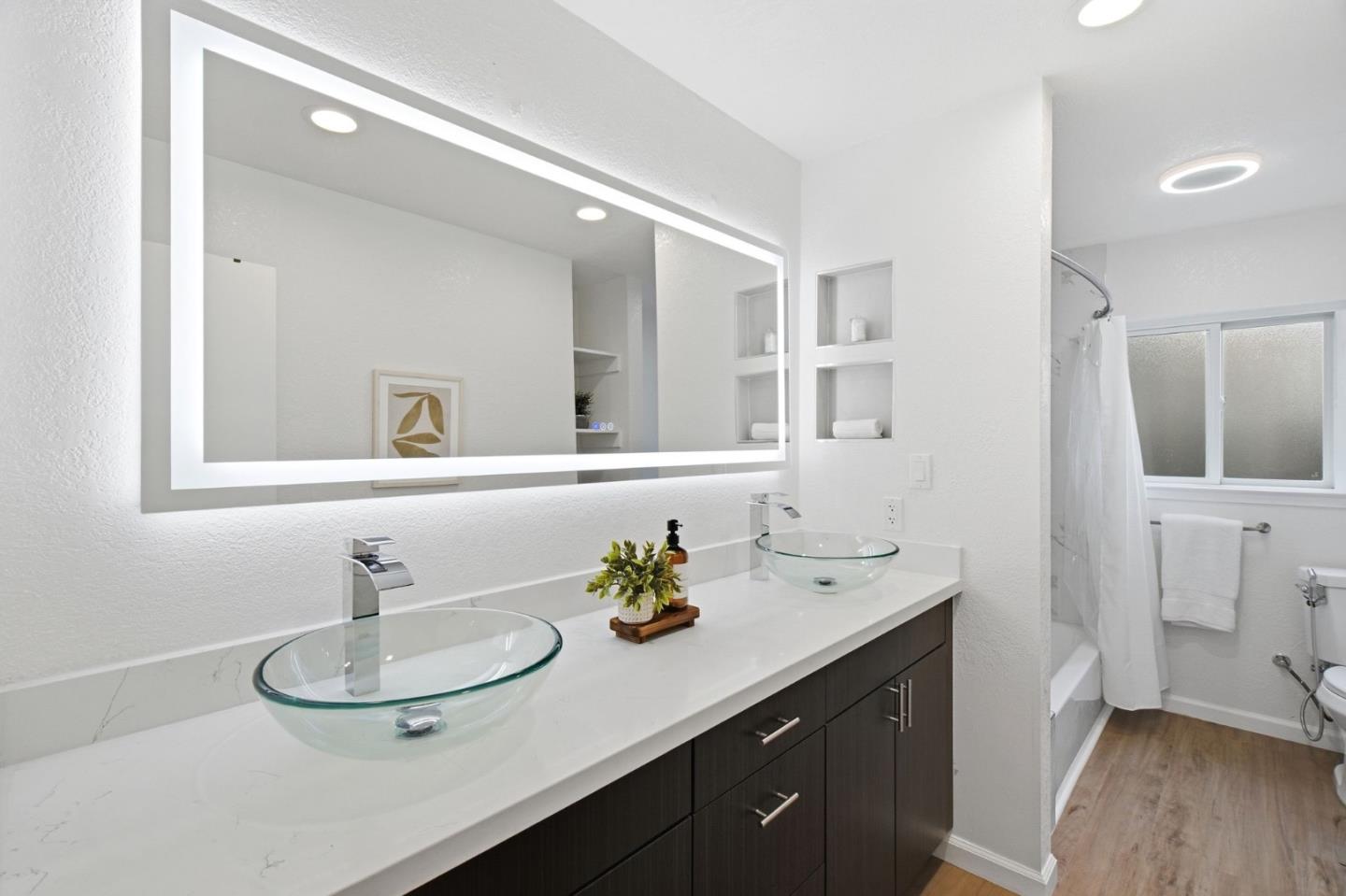 Detail Gallery Image 22 of 46 For 1071 Colony Hills Ln, Cupertino,  CA 95014 - 5 Beds | 3/1 Baths