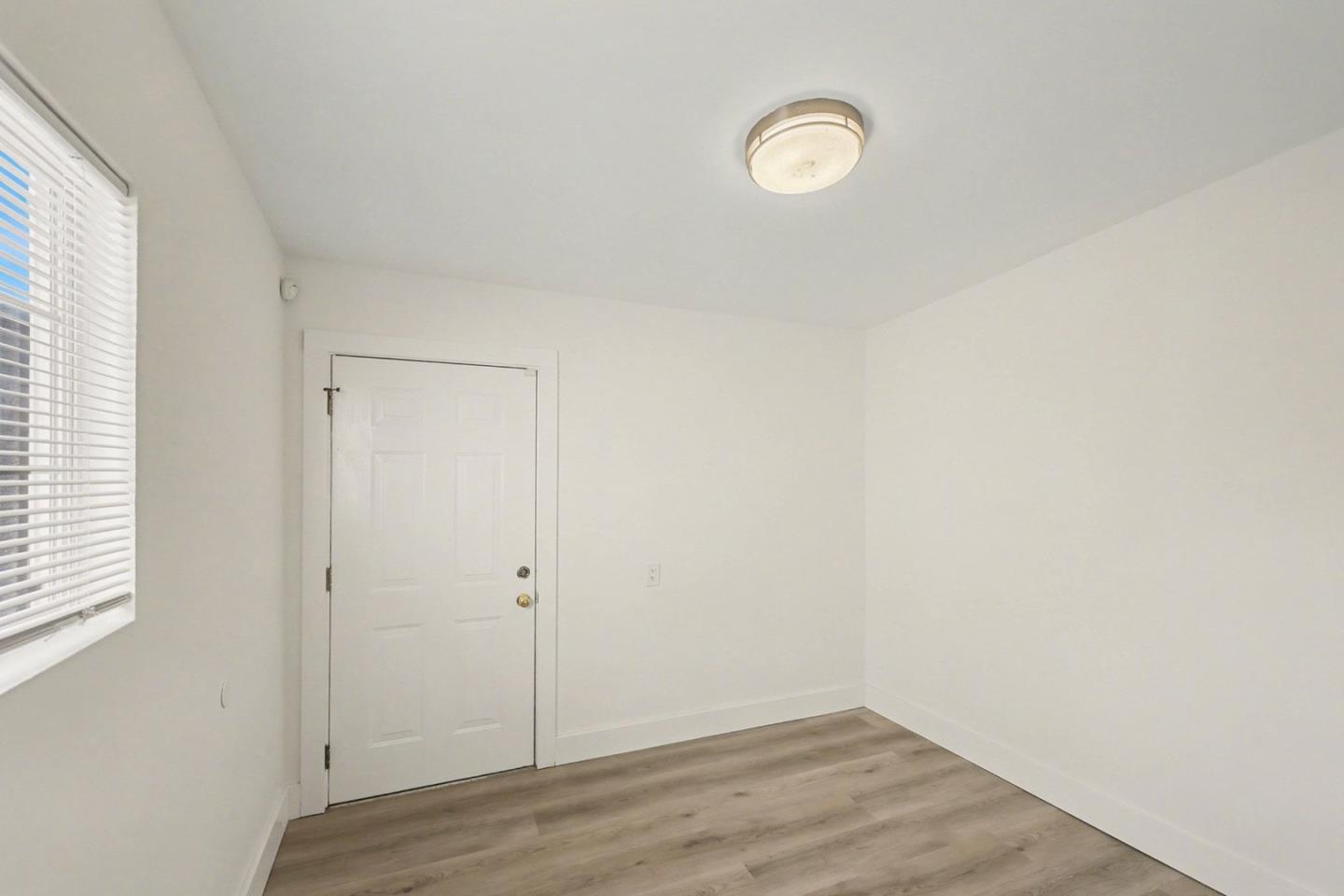 Detail Gallery Image 12 of 14 For 2340 Rheem Ave, Richmond,  CA 94804 - 3 Beds | 1 Baths