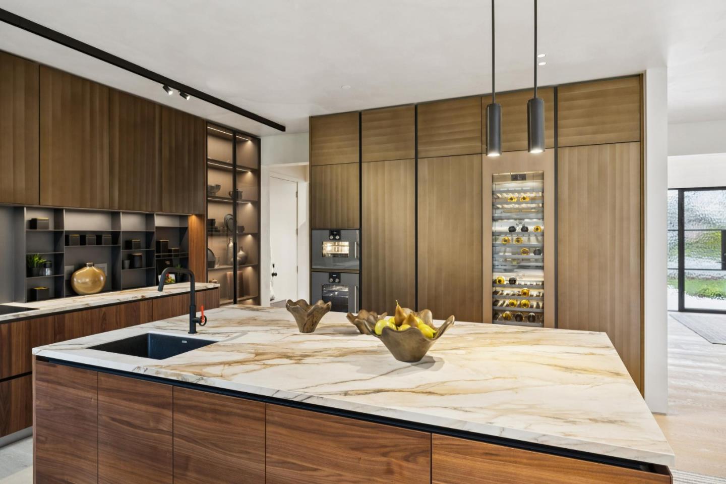 Detail Gallery Image 10 of 42 For 763 La Para Ave, Palo Alto,  CA 94306 - 6 Beds | 5/1 Baths