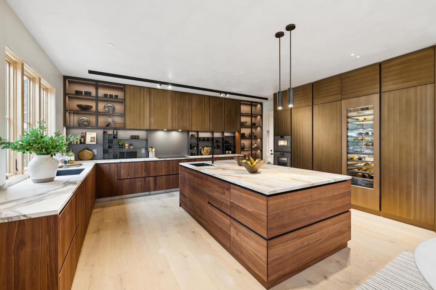 Detail Gallery Image 9 of 42 For 763 La Para Ave, Palo Alto,  CA 94306 - 6 Beds | 5/1 Baths