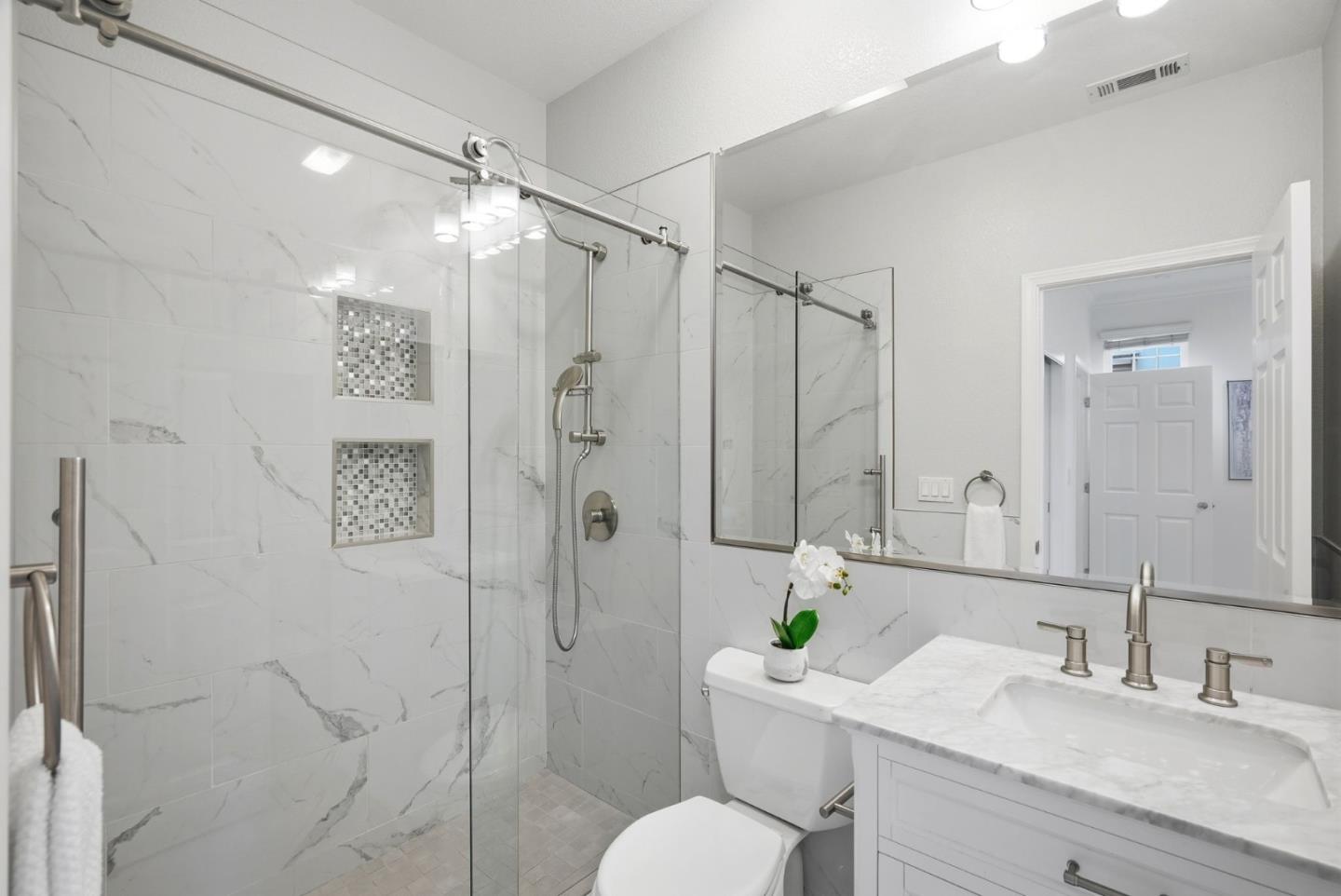 Detail Gallery Image 18 of 40 For 979 Garrity Way, Santa Clara,  CA 95054 - 5 Beds | 3/1 Baths