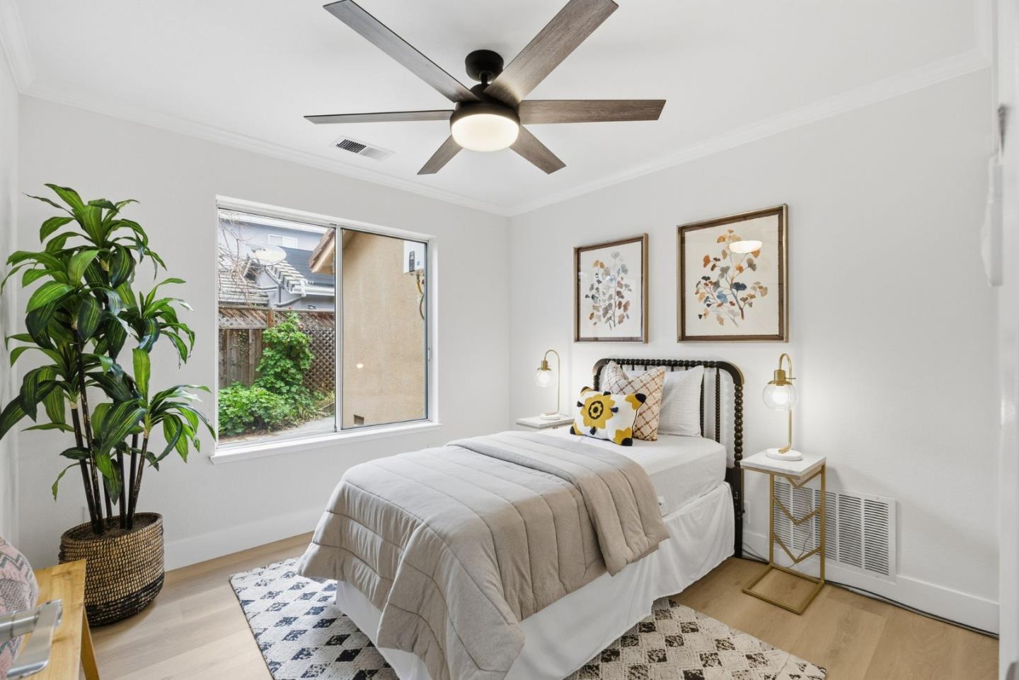 Detail Gallery Image 16 of 48 For 1242 Wagon Way, Gilroy,  CA 95020 - 4 Beds | 3 Baths