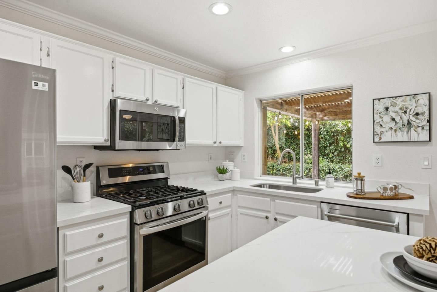 Detail Gallery Image 20 of 48 For 1242 Wagon Way, Gilroy,  CA 95020 - 4 Beds | 3 Baths