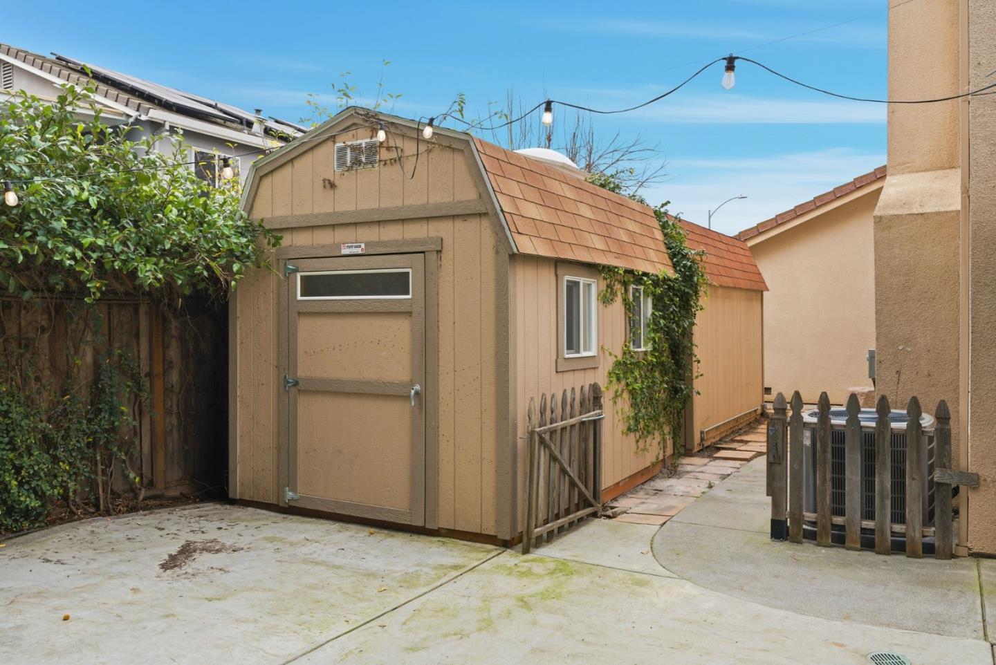 Detail Gallery Image 40 of 48 For 1242 Wagon Way, Gilroy,  CA 95020 - 4 Beds | 3 Baths