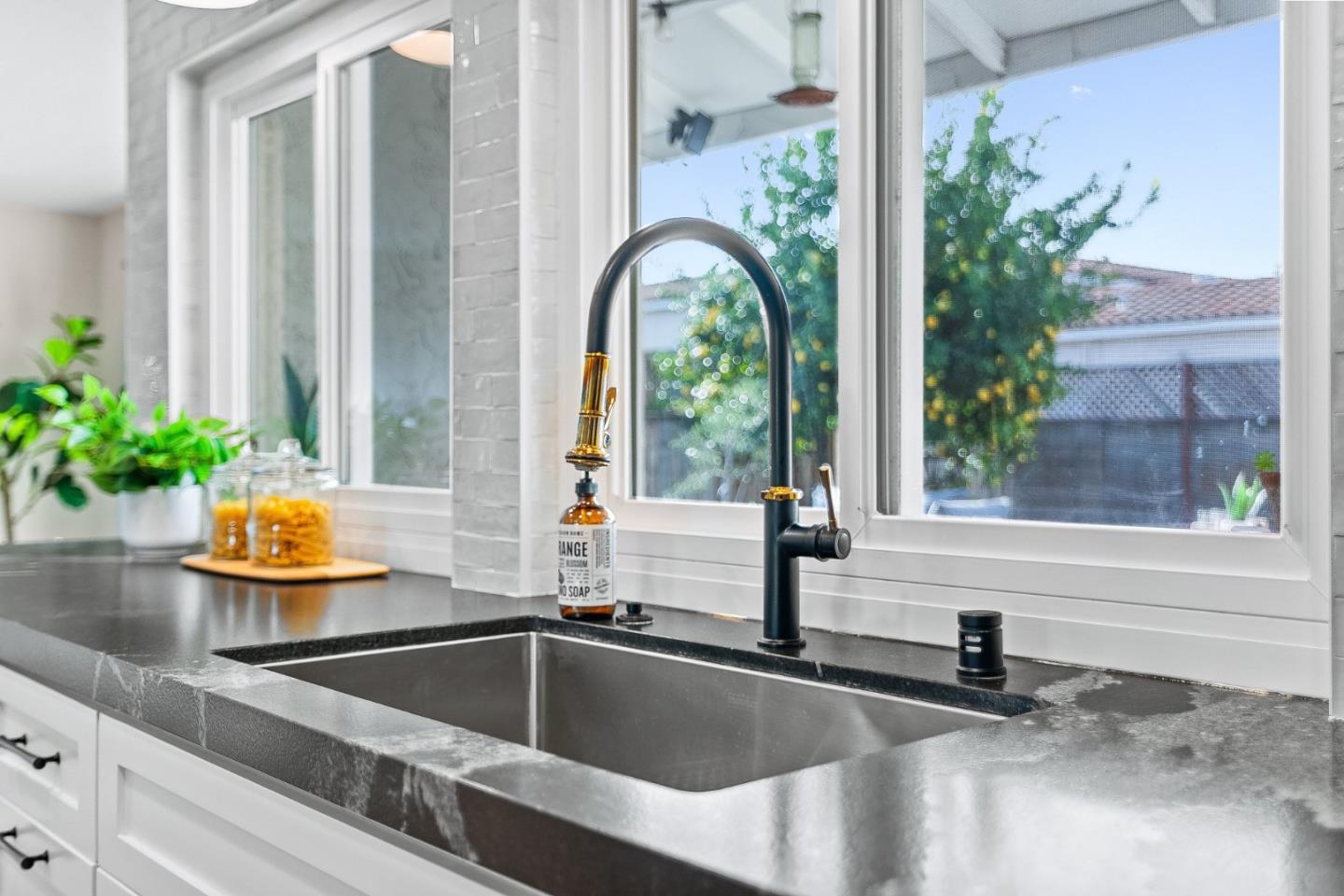 Detail Gallery Image 12 of 48 For 4631 Calle De Tosca, San Jose,  CA 95118 - 4 Beds | 2 Baths