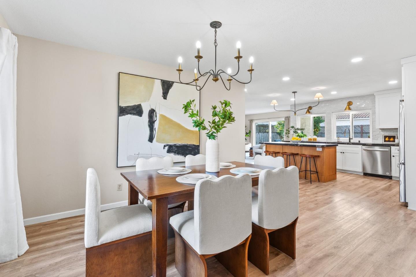 Detail Gallery Image 4 of 48 For 4631 Calle De Tosca, San Jose,  CA 95118 - 4 Beds | 2 Baths