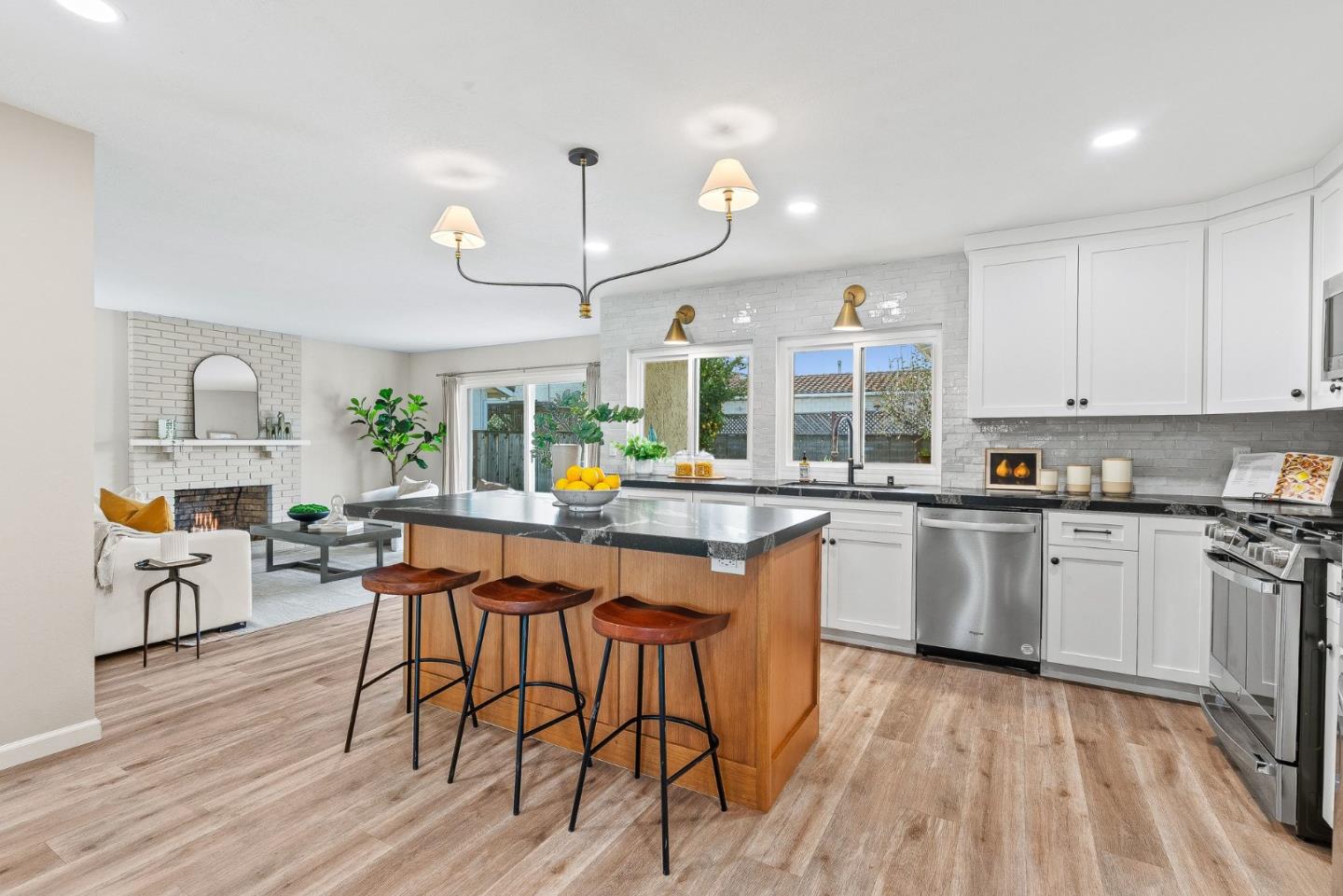 Detail Gallery Image 9 of 48 For 4631 Calle De Tosca, San Jose,  CA 95118 - 4 Beds | 2 Baths