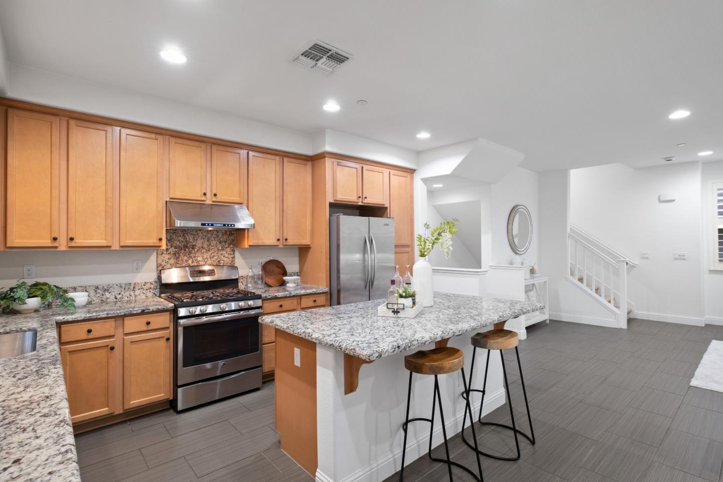 Detail Gallery Image 15 of 63 For 1503 Canal St, Milpitas,  CA 95035 - 3 Beds | 2/1 Baths