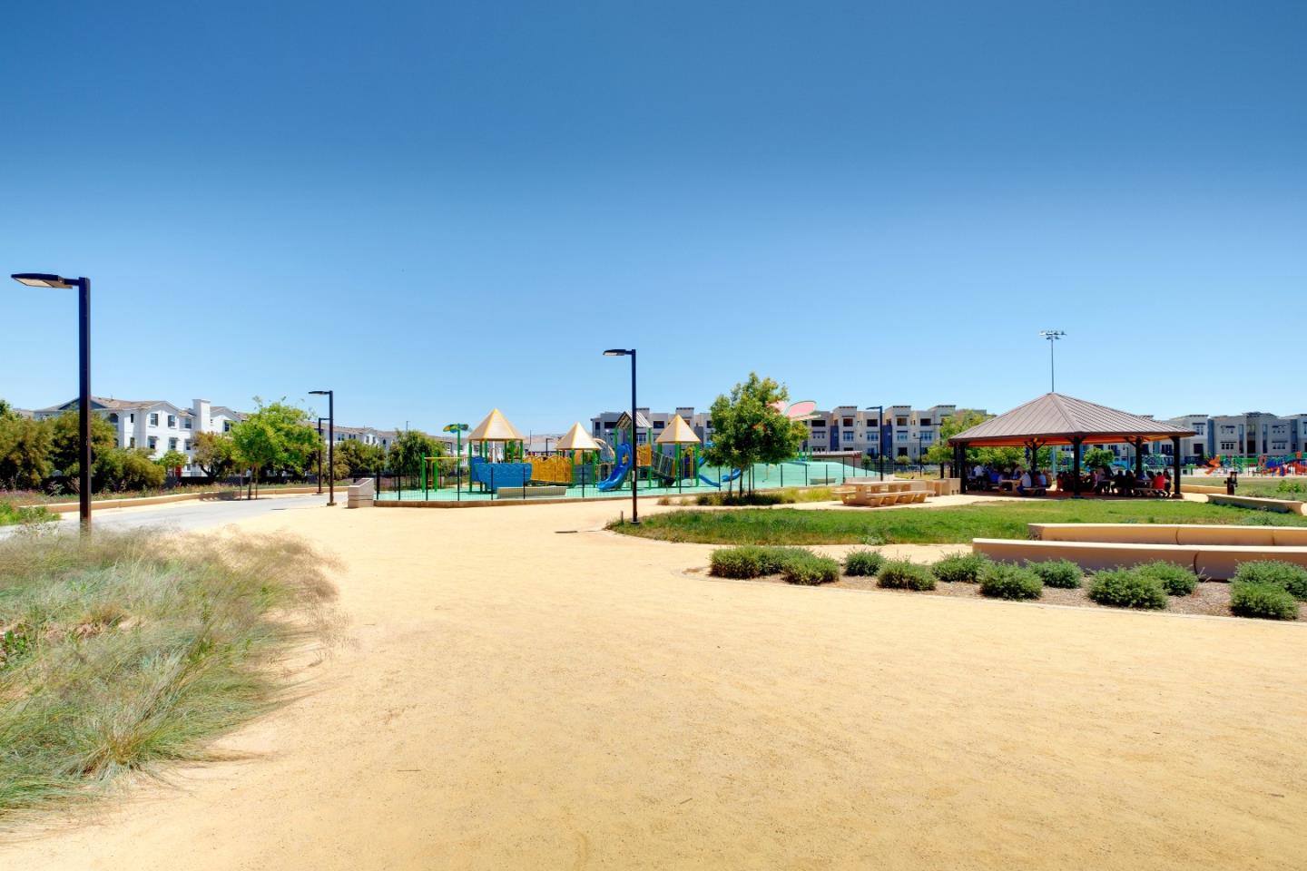 Detail Gallery Image 45 of 63 For 1503 Canal St, Milpitas,  CA 95035 - 3 Beds | 2/1 Baths