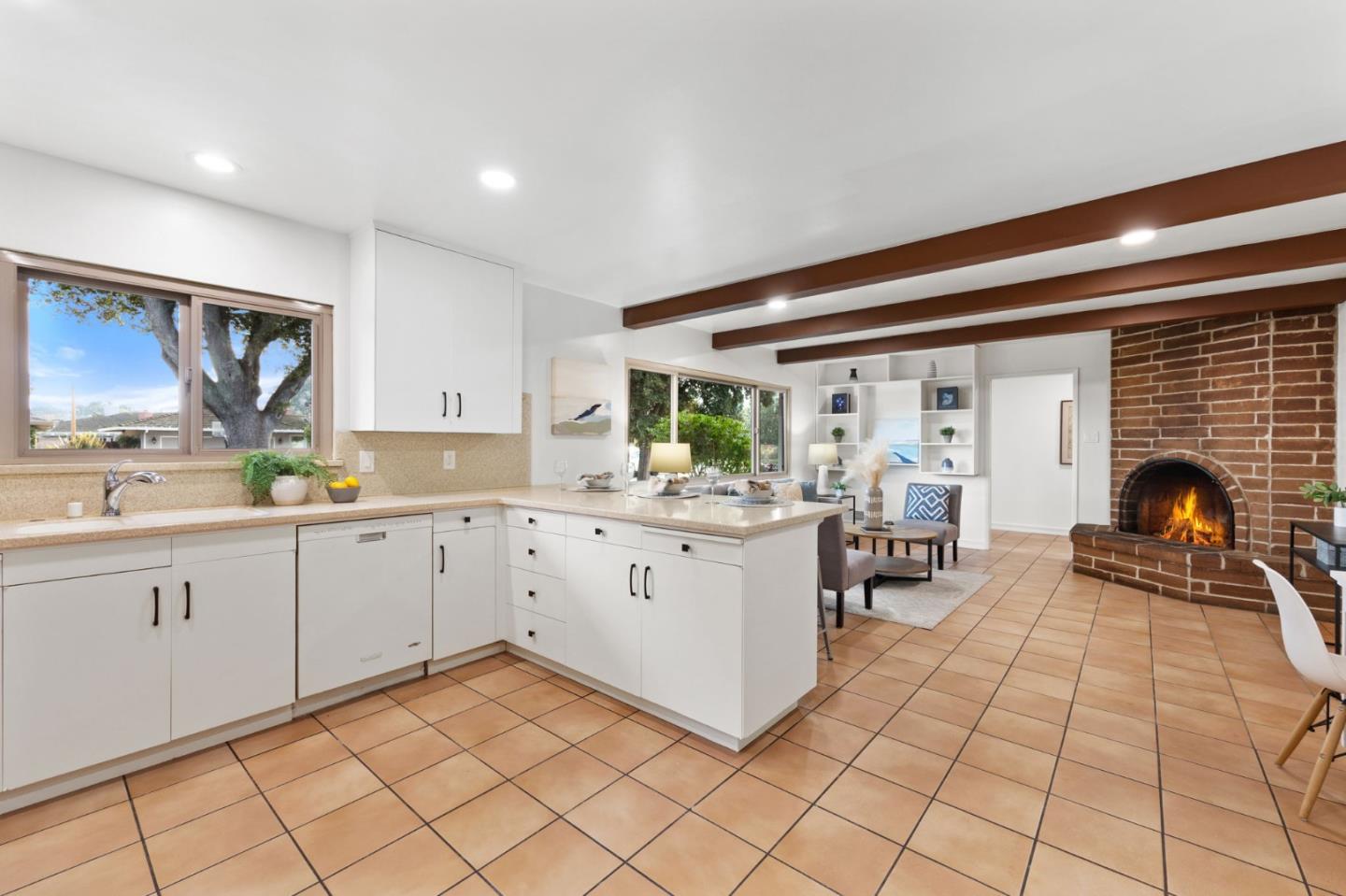 Detail Gallery Image 16 of 50 For 2249 Gundersen Dr, San Jose,  CA 95125 - 3 Beds | 2/1 Baths