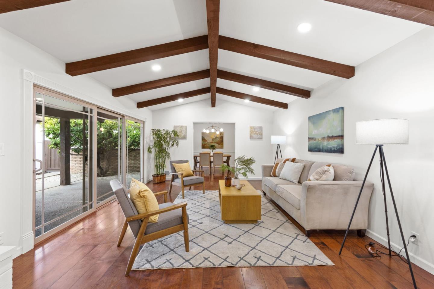 Detail Gallery Image 6 of 50 For 2249 Gundersen Dr, San Jose,  CA 95125 - 3 Beds | 2/1 Baths