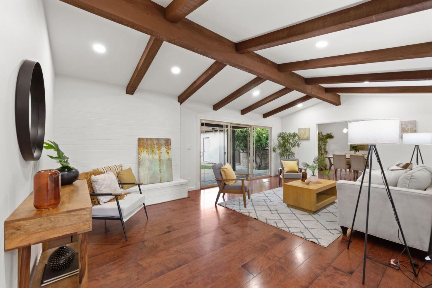 Detail Gallery Image 7 of 50 For 2249 Gundersen Dr, San Jose,  CA 95125 - 3 Beds | 2/1 Baths