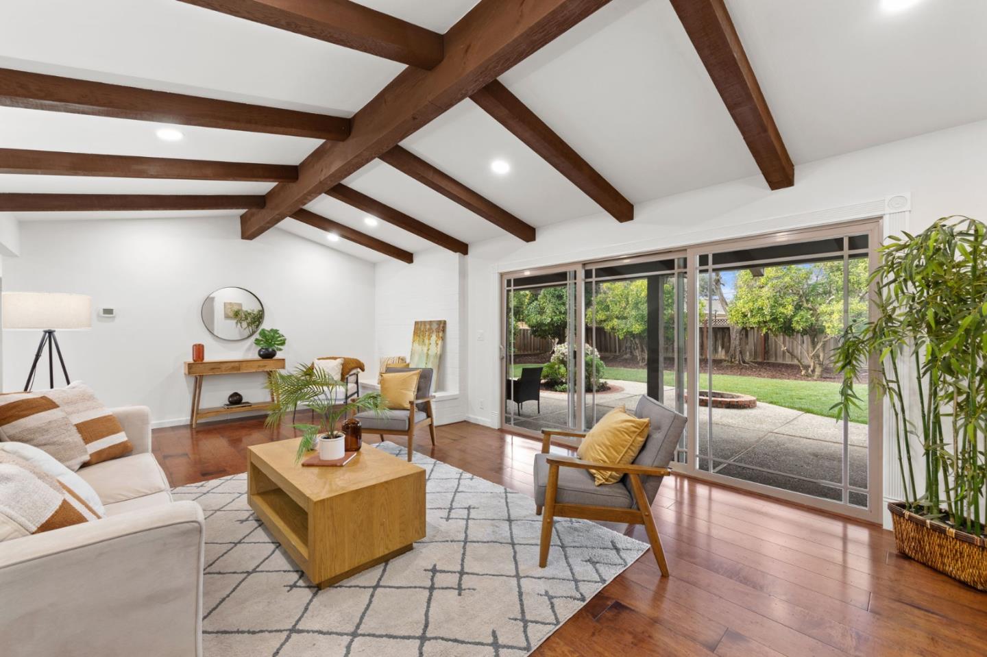 Detail Gallery Image 8 of 50 For 2249 Gundersen Dr, San Jose,  CA 95125 - 3 Beds | 2/1 Baths